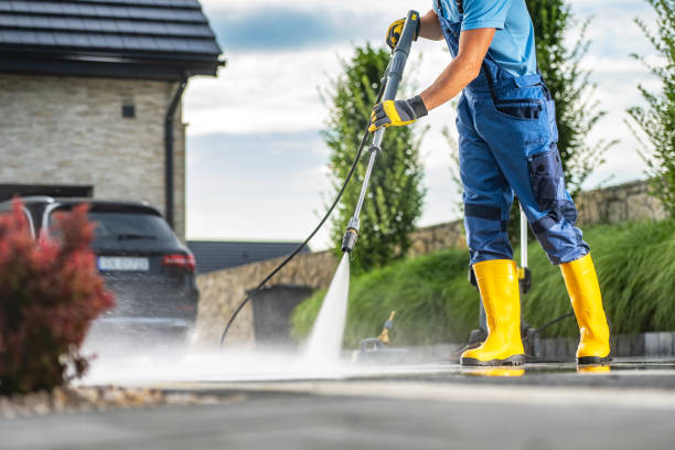 Fence Pressure Washing in Kenedy, TX