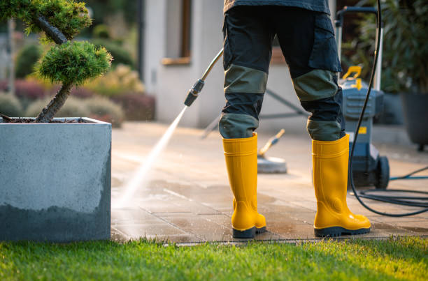 Why Choose Our Certified Pressure Washing Experts for Your Project Needs in Kenedy, TX?